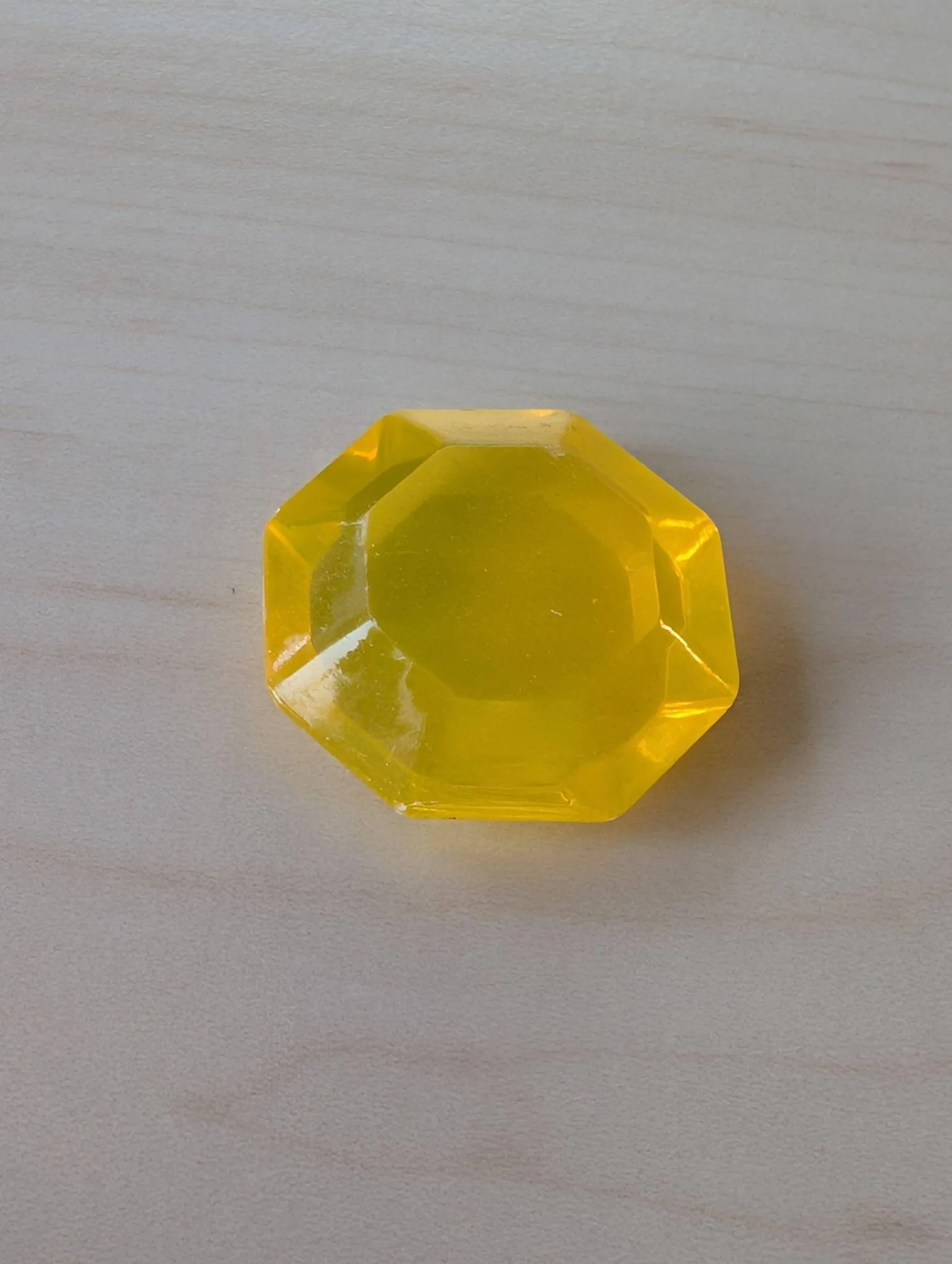 Physical shape-test prototype of the gem form